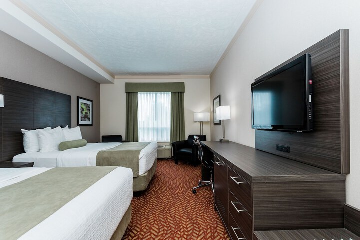 Room 14 of 100