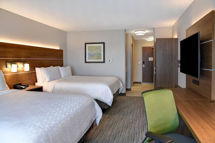 Holiday Inn Express & Suites Ottawa by IHG