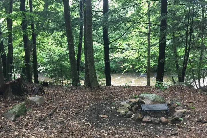 Tentrr  hidden Hoosic Riverside Camp