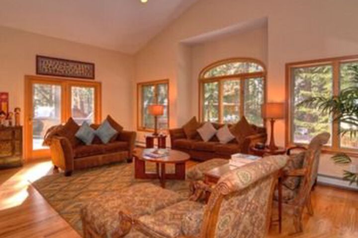 Luxurious Incline Village Spot 5 Br Home by RedAwning