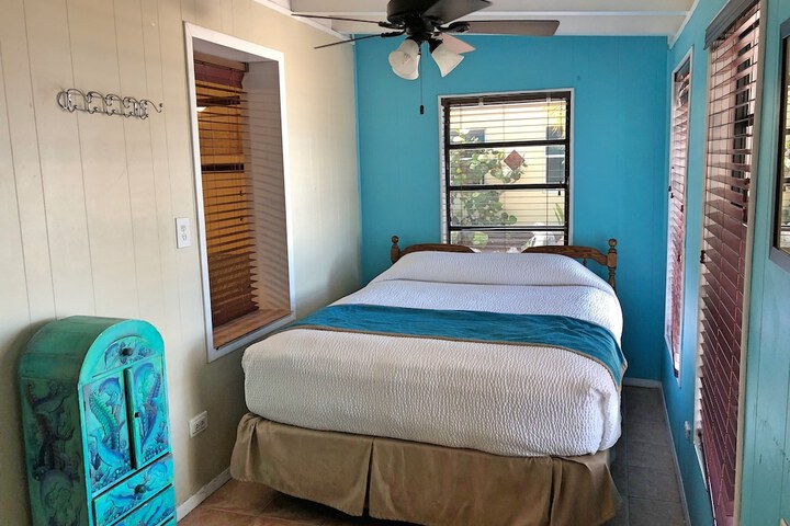 Room 80 of 124