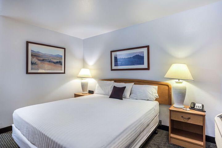 Room 17 of 22