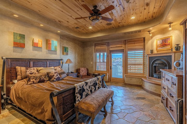 Cougar Ridge Resort