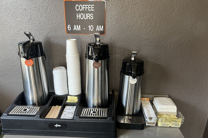 Breakfast/Coffee Service 40 of 42