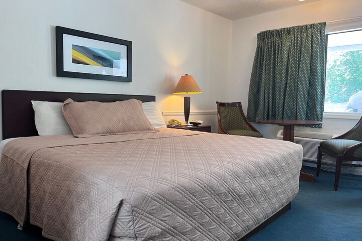 WINDTREE INN