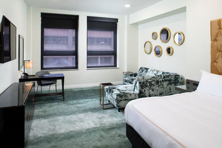 Room 70 of 80
