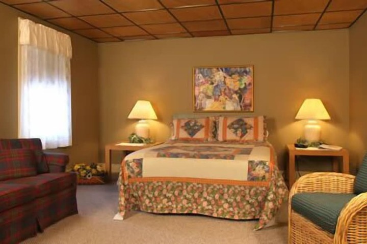 Room 26 of 40