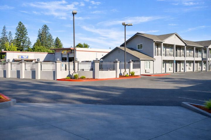 Fairview Inn and Suites