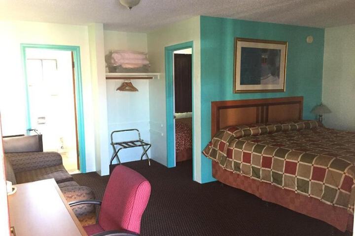 Klamath Motor Lodge