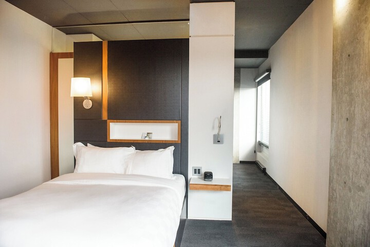 Room 18 of 41