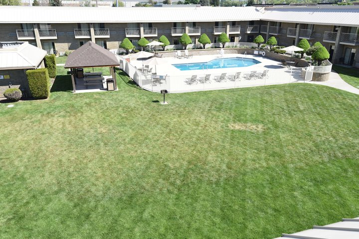 Best Western Plus Ahtanum Inn