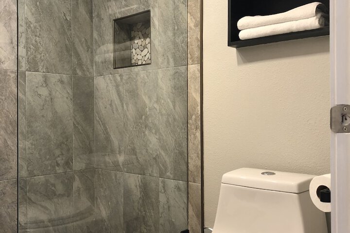 Room 9 of 46