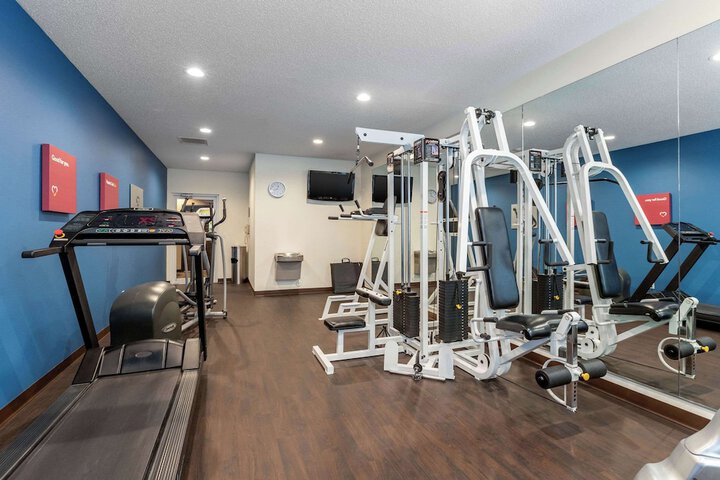 Comfort Suites Cedar Falls Industrial Park