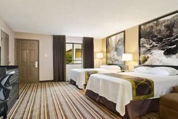 Super 8 by Wyndham Monteagle TN