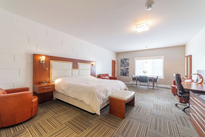 Les Suites de Laviolette an Ascend Collection Hotel