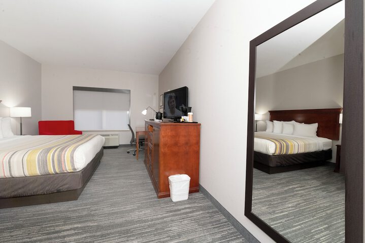 Room 43 of 86