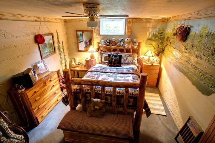 Room 18 of 39