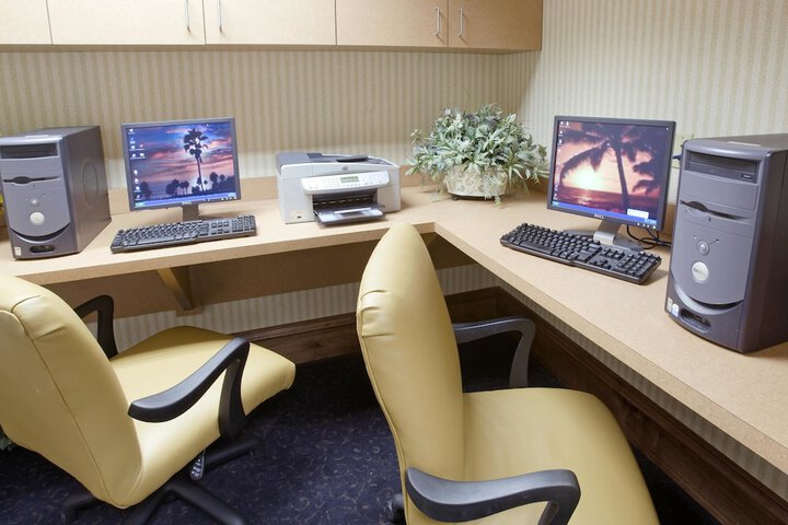 Business Center 58 of 58