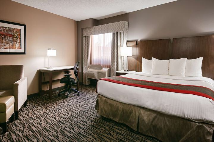 Room 8 of 20