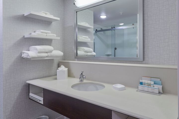 Hampton Inn & Suites Hood River