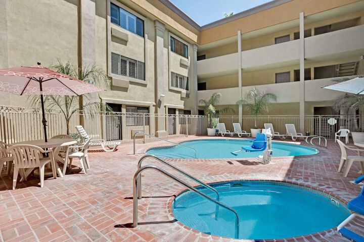 Pool 3 of 12