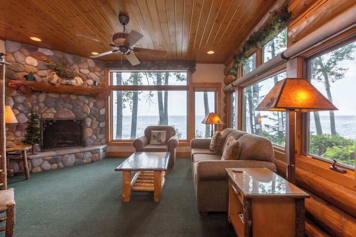 Grand Superior Lodge