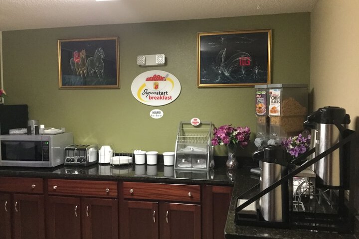 Breakfast/Coffee Service 49 of 53