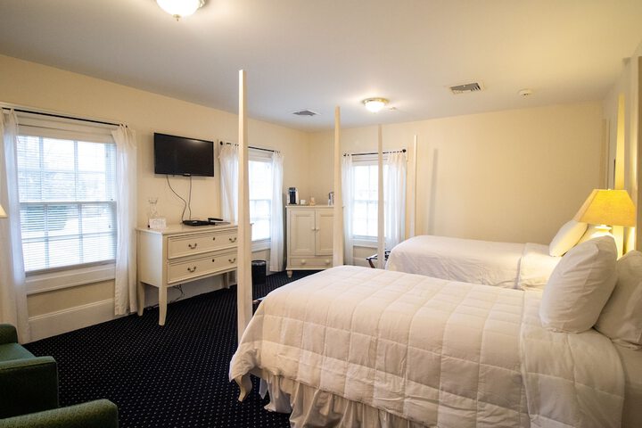 Room 52 of 81