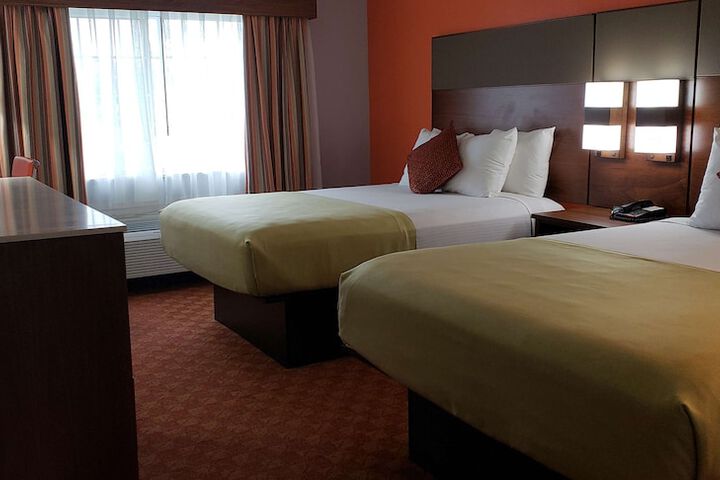 Room 15 of 25