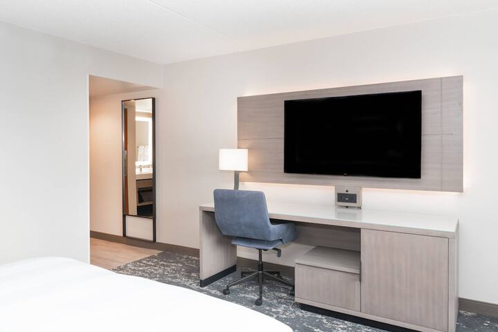 Room 21 of 60