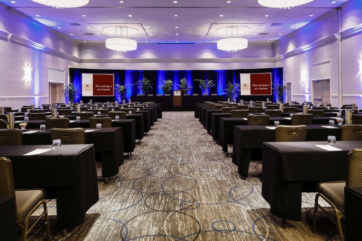 DoubleTree by Hilton Hotel Jacksonville Riverfront