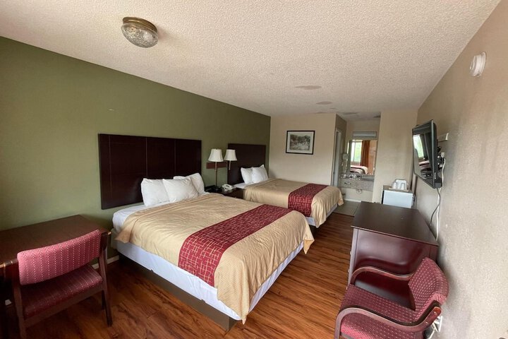 Room 46 of 68