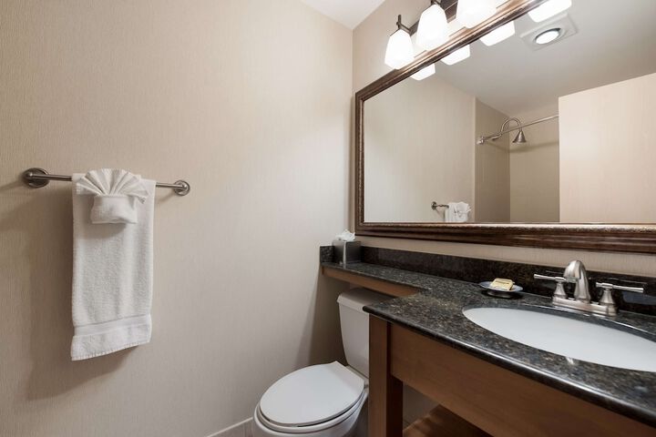 Best Western Plus Kentwood Lodge