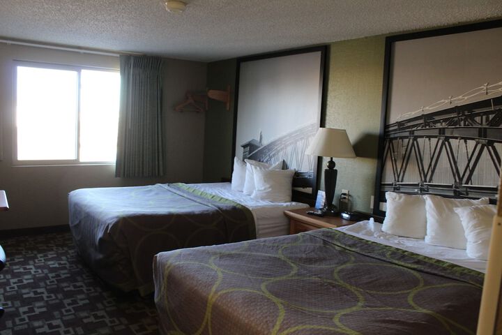Room 26 of 32