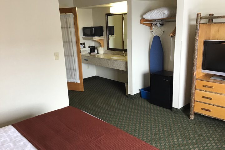 AmericInn by Wyndham Cody