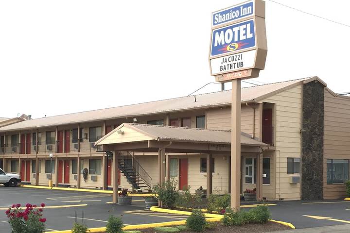 Shanico Inn