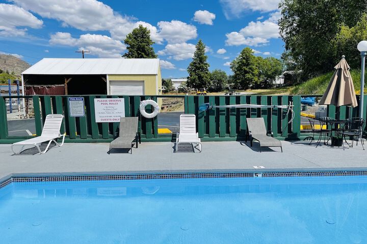 Pool 11 of 72