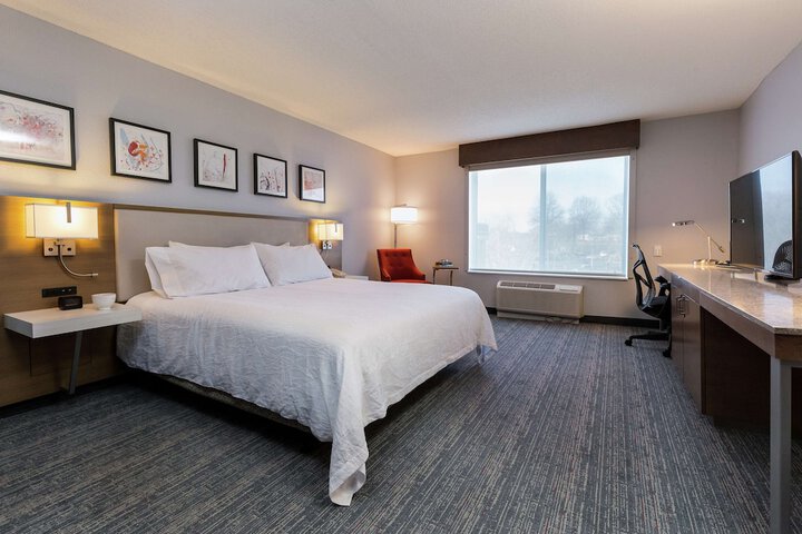 Room 21 of 32