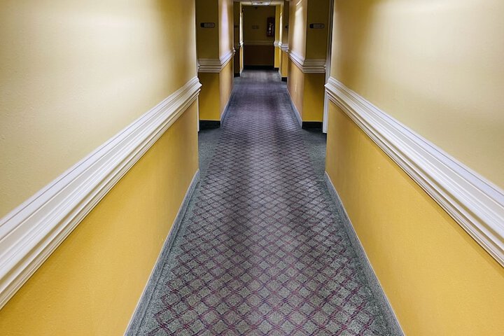 Ballroom/Hall 17 of 17