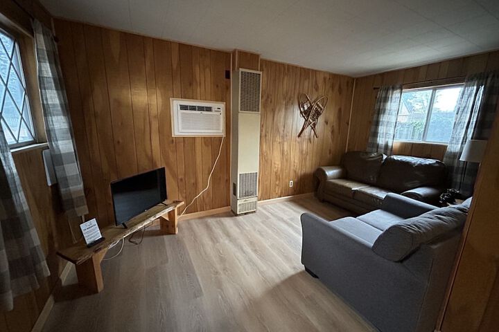 Room 73 of 111