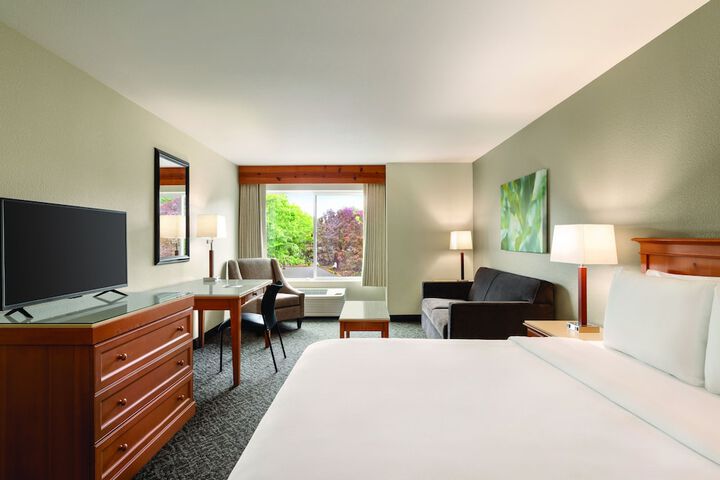 Room 17 of 44