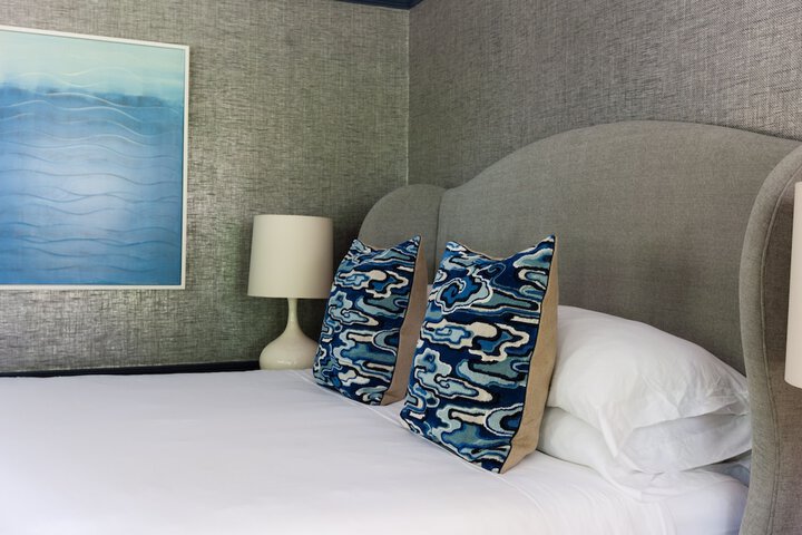 Room 38 of 114