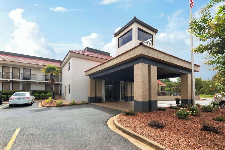Hotel 3 of 30