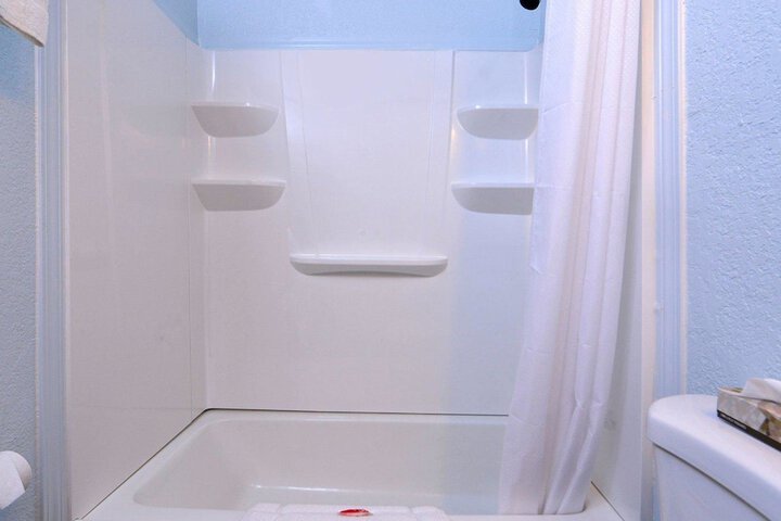 Room 14 of 26