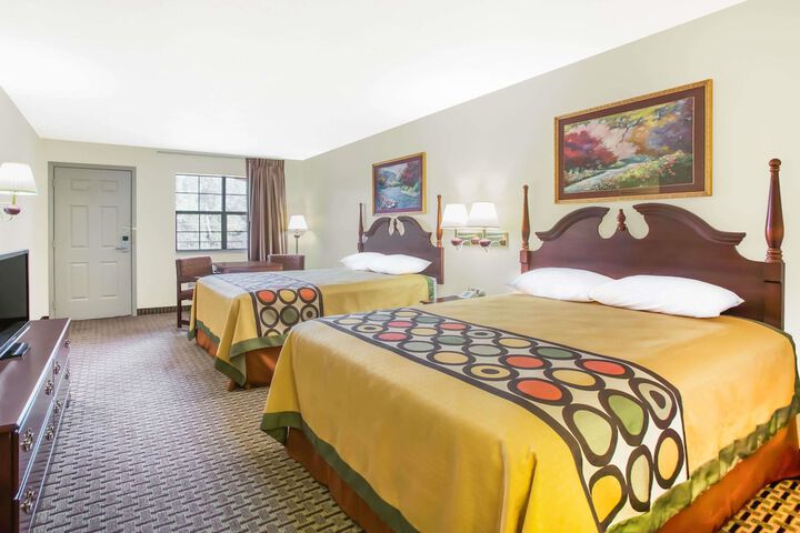 Room 12 of 14