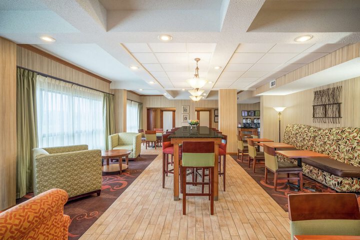 Hotel Interior 4 of 29