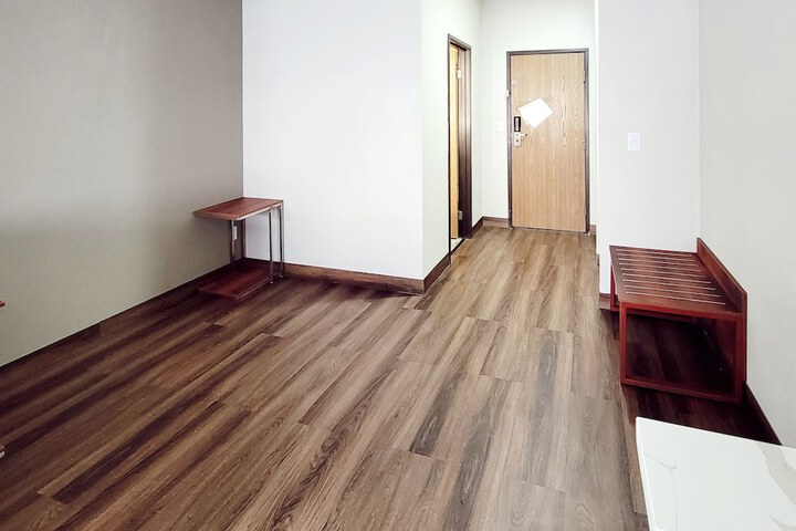 Room 13 of 15