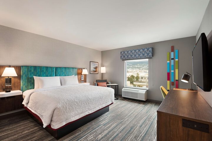 Room 8 of 44
