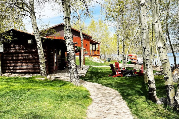 Lakeside Lodge Resort & Marina