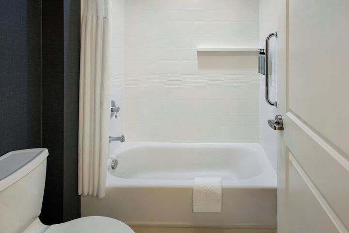 Residence Inn by Marriott Pittsburgh Monroeville / Wilkins